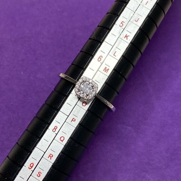 💛 925 CZ Halo Minimalist Stacking Ring - Picture 6 of 6